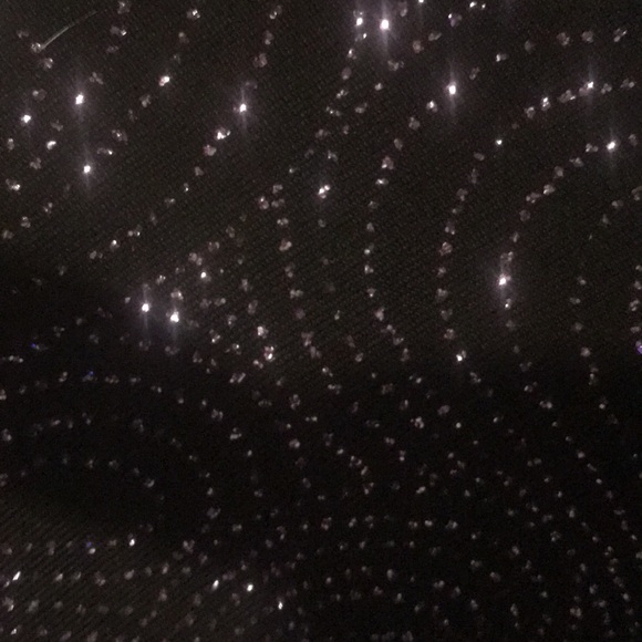 Ladies long black & purple gown - Picture 5 of 6